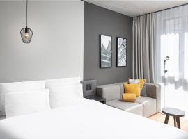 Radisson Hotel & Suites Zurich, hotel v mestu Opfikon