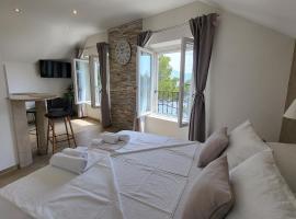 מלון צילום: Old Town Sea Front M&M Apartment Korčula