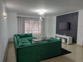 होटल की एक तस्वीर: Nersheys 2 bedroom Apartment near Junction Mall