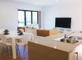 Hotel Foto: Kellyville Spacious Modern House Park&Lake