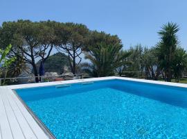 รูปภาพของโรงแรม: Hotel Casa Adolfo Ischia