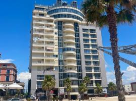 ホテル写真: James Apartment TOP LOCATION Sea View In Durres