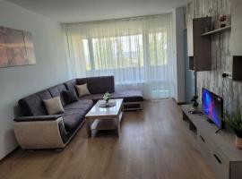 รูปภาพของโรงแรม: Ap.Mihalevi 2bedrooms,living room and kitchen