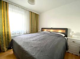 A picture of the hotel: Near VIC Austria Center, 90sqm, 3BR, LR, Kitchen, 6min to VIC, 10min to City U1