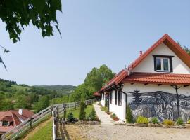 Foto di Hotel: Domki nad Cichym Dworkiem