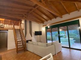 Country house, hotel in Galatas