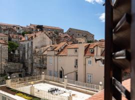 A picture of the hotel: Apartments and Rooms Lejletul