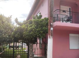 Hotel Photo: Aspri Ammos House