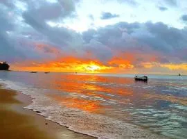 COCO REEF ECOLODGE