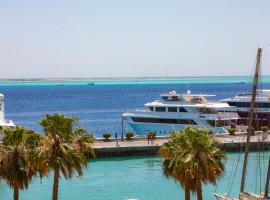 होटल की एक तस्वीर: The Bay Hotel Hurghada Marina