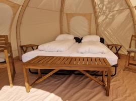 Haukafell Camping - Tents for Rents, hotel em Höfn