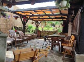 Балтовата къща, hotel in Medven