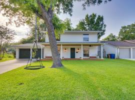 Hình ảnh khách sạn: Centrally Located Austin Home Ideal for Families!