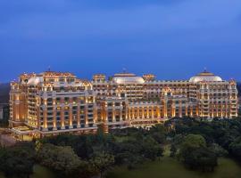 호텔 사진: ITC Grand Chola, a Luxury Collection Hotel, Chennai