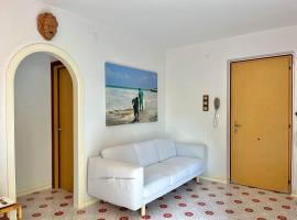 Hotel foto: Beach house with private garden and parking