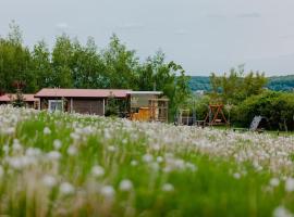 Foto di Hotel: Domki na Górniej Łące - Domek Słowik