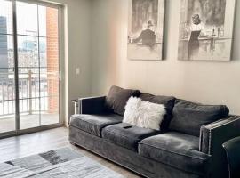 Fotos de Hotel: The KING Apt in Downtown Columbus