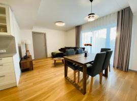 Hotel fotoğraf: NEW family friendly home with terrace+free parking