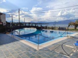 Zdjęcie hotelu: Luxury Beach House 3 Br, AC