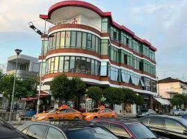 Hotel W Bush Square