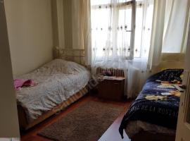 A picture of the hotel: Bostanci cozy excellent location flat