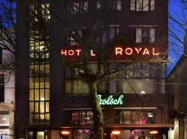 A picture of the hotel: Royal
