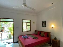 Ubay Guest House, hotel in Trincomalee