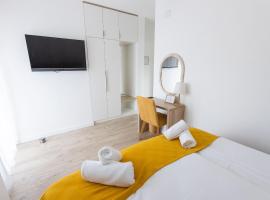 Hotel Photo: Rooms & Apartment Perak