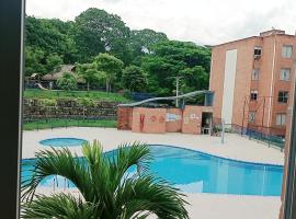 ホテル写真: Apartamento amoblado en ibague