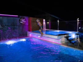 Vila One Beach Hotel, hotel i Durrës