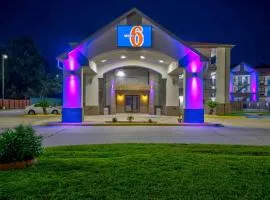 Motel 6-Lafayette, LA, hotel in Lafayette