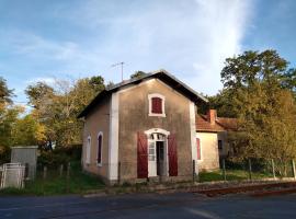 صور الفندق: Maison de 3 chambres a Lathus Saint Remy