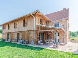 Hotel Foto: La Clayette - Charmante maison avec piscine privée