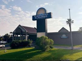 Hotel fotoğraf: Days Inn & Suites by Wyndham Jennings