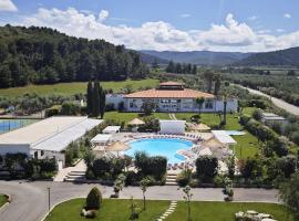 A picture of the hotel: Hotel Le Ginestre Family & Wellness