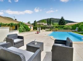 Foto do Hotel: Amazing Home In Malataverne With Outdoor Swimming Pool