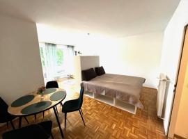 酒店照片: Ganze Ferienwohnung in Top Lage mit Loggia