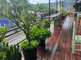 La Hacienda Rooms & Food, отель в Хако