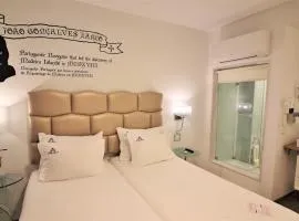 Villa Ana Margarida Hotel, хотел в Ерисейра