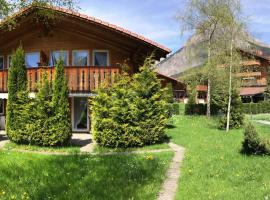 A picture of the hotel: Alpen Chalet
