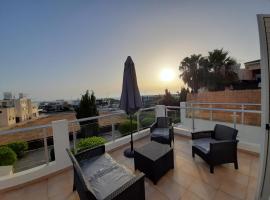 A picture of the hotel: Alina Sunset Apartment