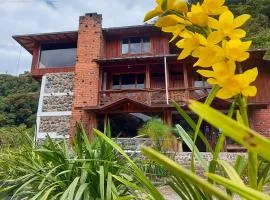 Casa del Río Jardín Botánico y Avistamiento de Aves