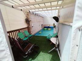 Hotel Photo: אחוזת דולב Dolev estate הווילה