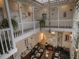 Hotel fotoğraf: Casa Cavassa Centro Histórico Cusco