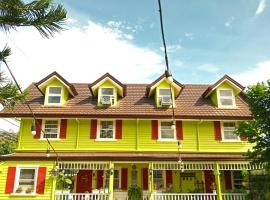 Hotel Foto: Madie's Place Bed & Breakfast in Santa Rosa, Laguna near Enchanted Kingdom