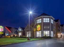 Hotel Photo: Super 8 by Wyndham Quebec City