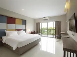 V Hotel Ubon Ratchathani, hotell i Ubon Ratchathani