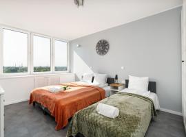 Фотографія готелю: Comfy & Sunny Apartments Głogowska by Renters