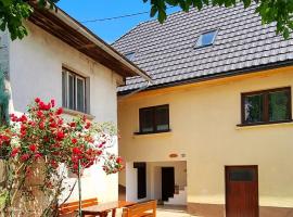 Hotel Photo: Apartma Metka Bovec