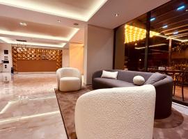 Foto di Hotel: FİFTY5 SUİTE HOTEL